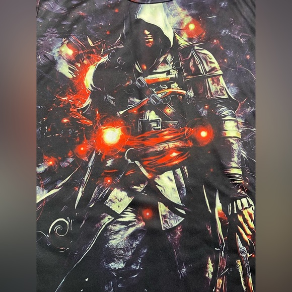 Mens XL Assassin’s Creed silky shirt Excellent Condition Runs small, like a Larg - Picture 3 of 5